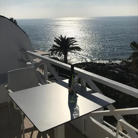 Cabrera Apartment *